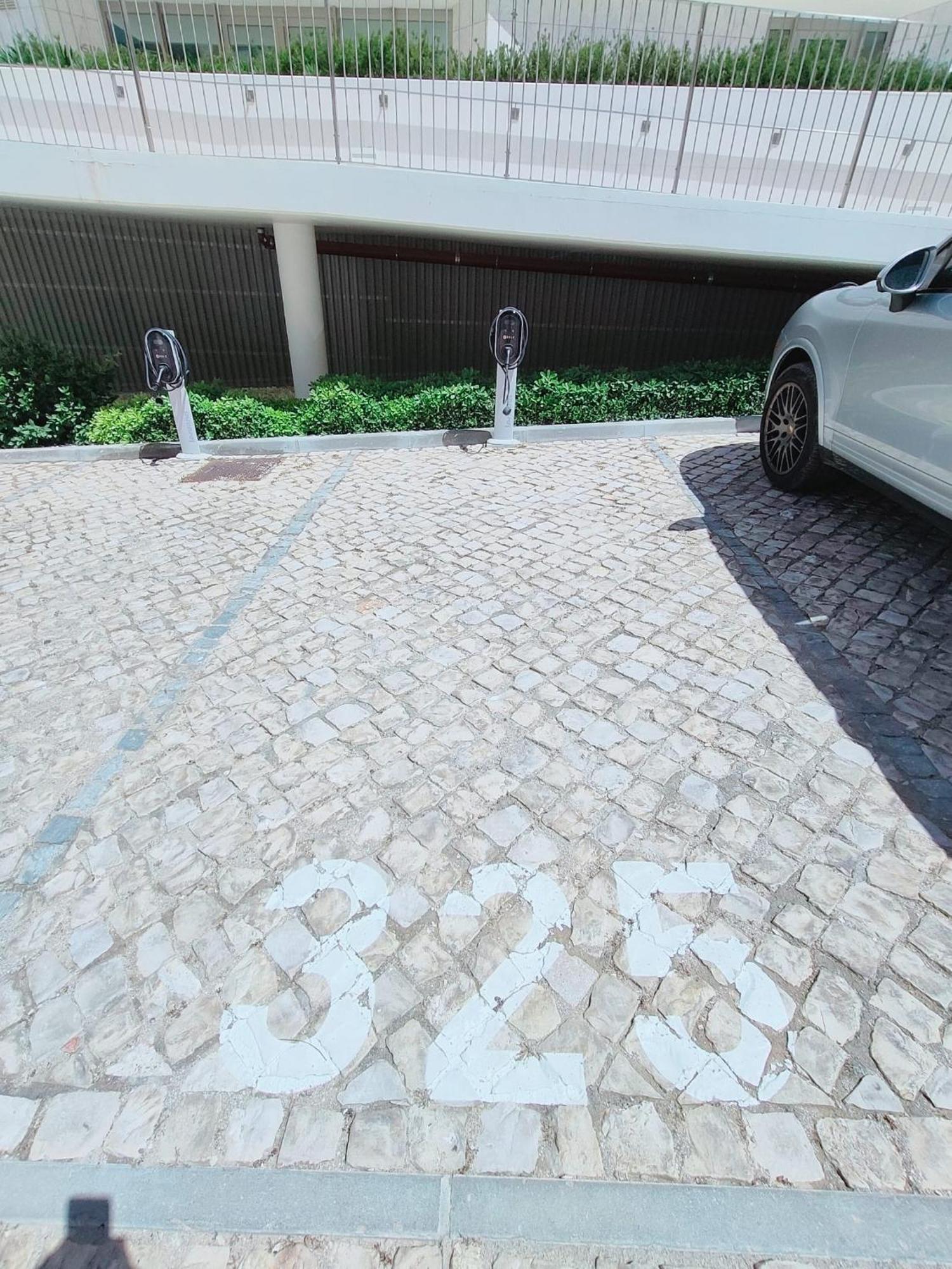 Bayline- Beachfront And Pool Armação de Pêra المظهر الخارجي الصورة